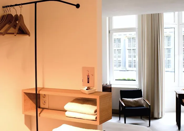 Bed & Breakfast Botermarkt Logies 4*